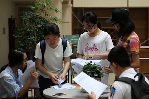 七月十日 毛巾哥探花
赴余杭社区五水共治教育宣传小分队 检查问卷