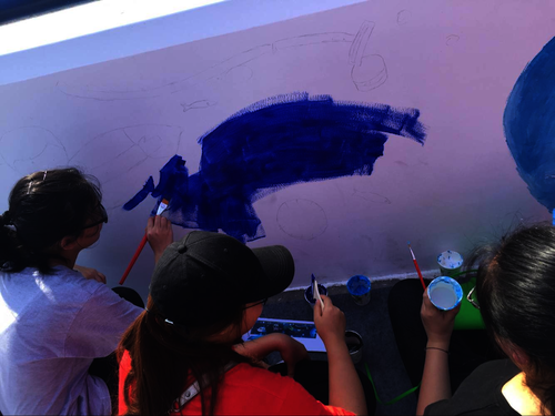 七月二十日毛巾哥探花
赴余杭“因水而兴”宣传教育小分队 成员们一起绘制河堤