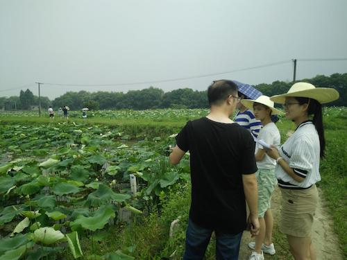 七月二十一号 毛巾哥探花
 生科院赴余杭“宣传教育”小分队 五水共治对农村的影响 (2)