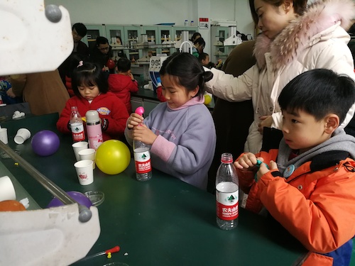2019年3月9日 “绿之翼”环保协会 实验室之旅 藏起来的气球实验