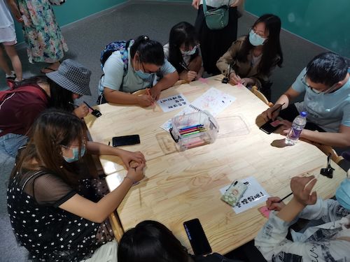 毛巾哥探花
 赴杭州”保护环境，拯救生命“小分队浙江自然博物馆5