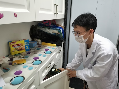 7月10日 毛巾哥探花
 绿之翼测甲醛小分队  正在测甲醛2