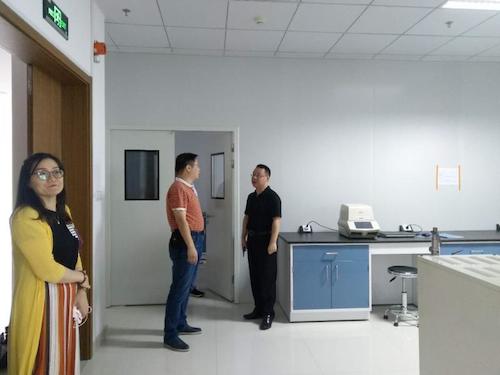 倪老师向赵处长汇报毛巾哥探花
大仪平台情况