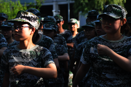 生物科学（师范）232袁越